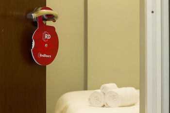 Reddoorz @ Poppies Lane 1 Hotel กูตา ภายนอก รูปภาพ